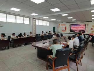 竞岗砺初心 育人启新程｜蓬溪中学开展初2...
