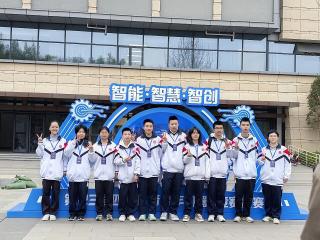 蓬溪中学战队在省青少年机器人竞赛中斩获..